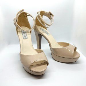 Touch Ups Women's Magnolia Heeled Sandal